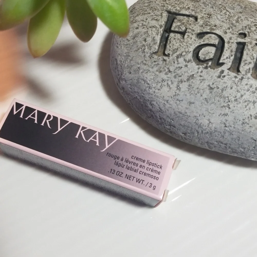 Mary‎ kay  creme lipstick